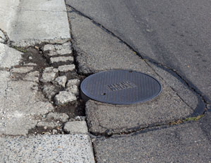 Street Curb and Gutter Repair