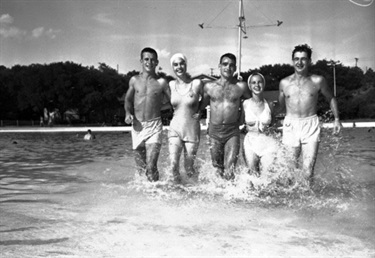 Group shot of swimmers in the Forest Park pool