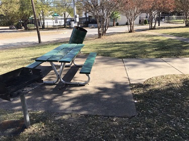 Arnold Park Grill and Picnic Table