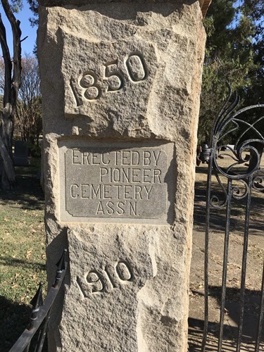 Arnold Park and adjacent Pioneers rest Cemetery 1
