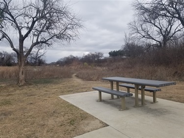 Picnic table