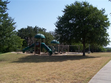 Traders Oak playground