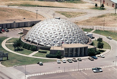 Casa Mañana aerial view in the 1970s. (Photo: From the KXAS-NBC 5 News Collection and provided by the UNT Libraries Special Collections to the UNT Digital Library, a digital repository hosted by the UNT Libraries)