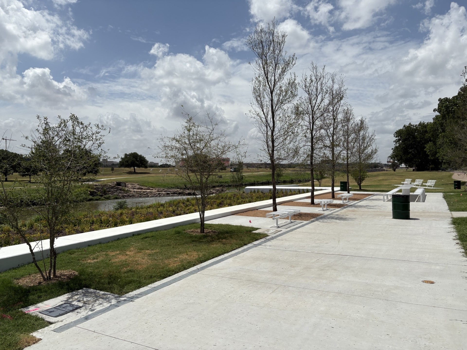 CITY NEWS pard-streams and valleys plaza 2.jpg