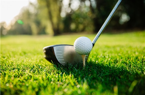 golf-club-and-ball