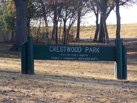 Crestwood Park Sign