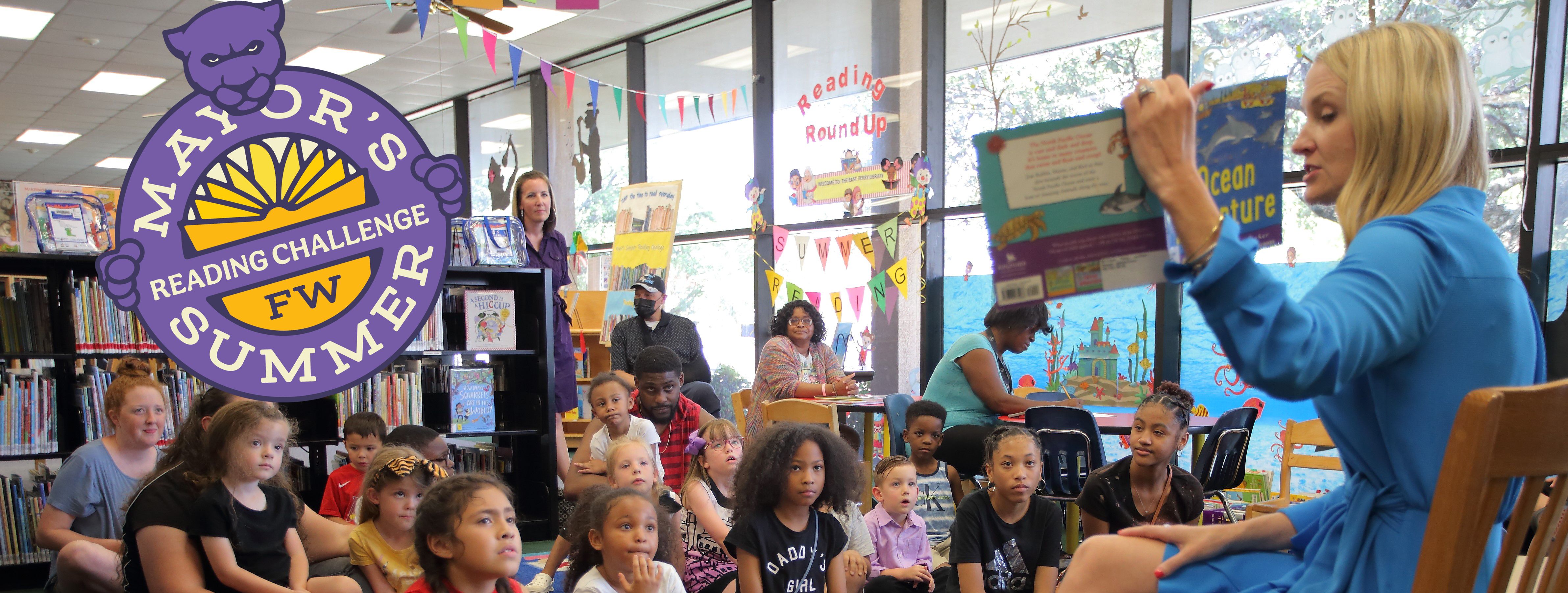 Mayor Parker reading to group of children